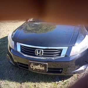 Meet your Posher, Cynthia